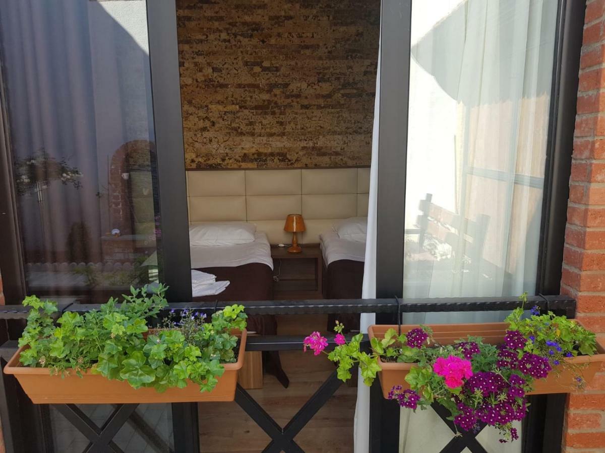 Apart Hotel Avlabari Yard Тбилиси Екстериор снимка
