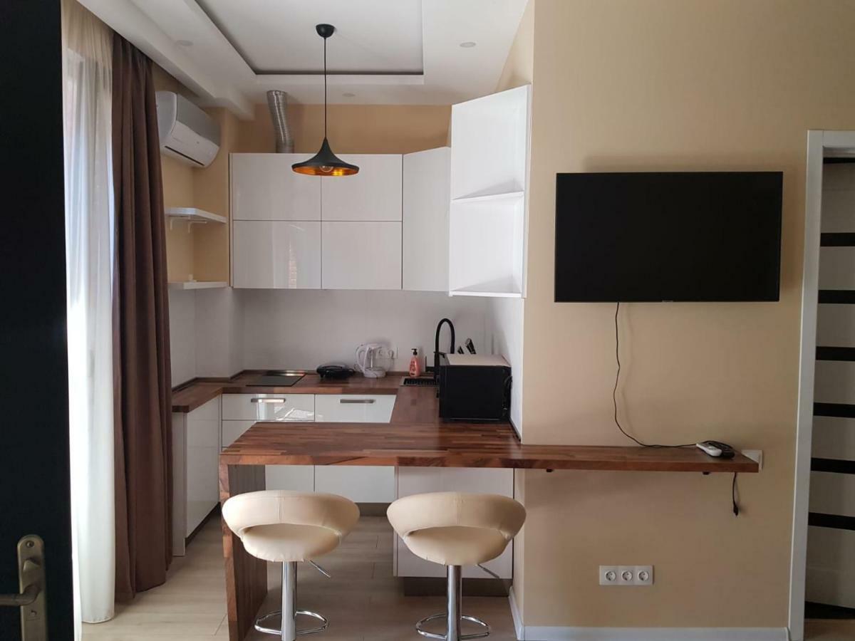 Apart Hotel Avlabari Yard Тбилиси Екстериор снимка