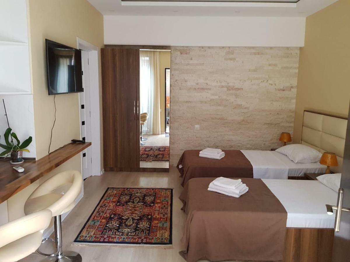 Apart Hotel Avlabari Yard Тбилиси Екстериор снимка