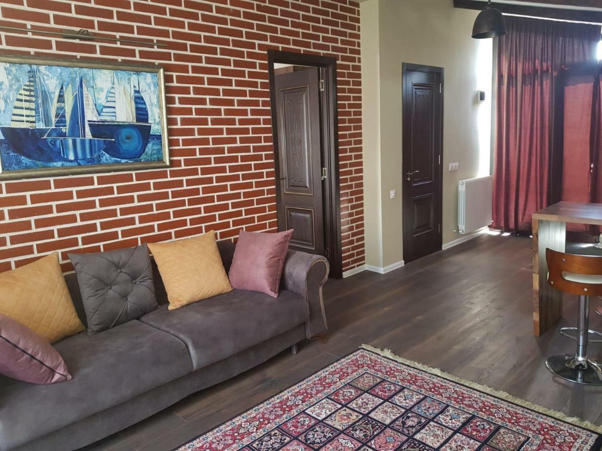 Apart Hotel Avlabari Yard Тбилиси Екстериор снимка